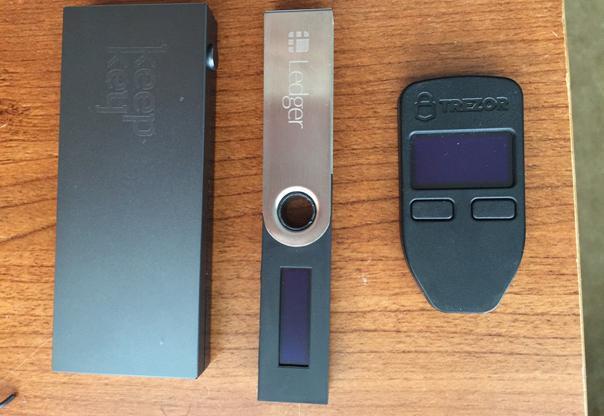 buku besar vs keepkey vs trezor